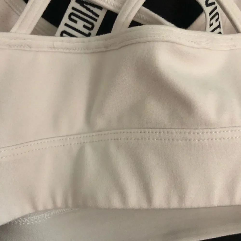 Victoria Sport sports bra